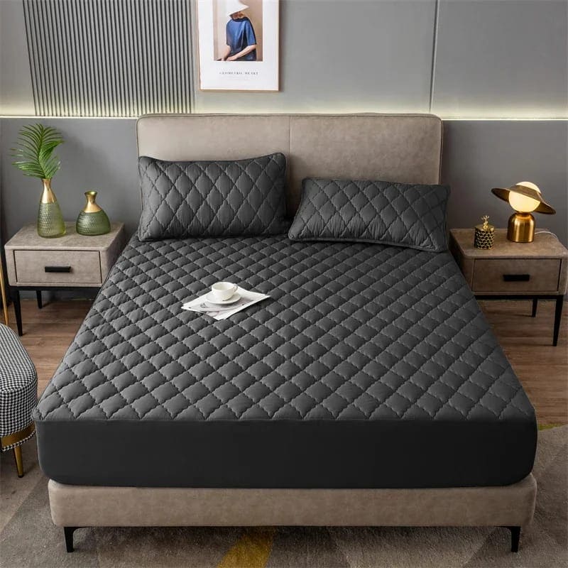 PROTECTOR DE COLCHON ACOLCHADO ANTIFLUIDOS CON 2 FUNDAS DE ALMOHADAS